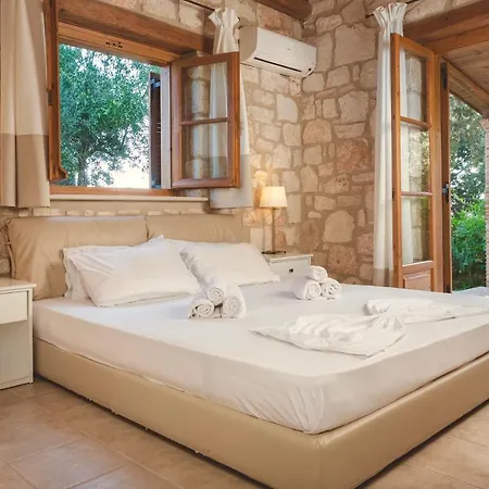 Aloni Villa *